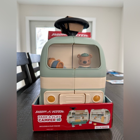 Radio Flyer Other - Park & Play Camper

Imaginative Camping Fun